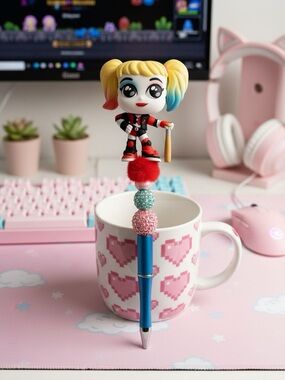 Hand Crafted Blue Pen with Yellow, Pink & Teal Harley Quinn Figure
